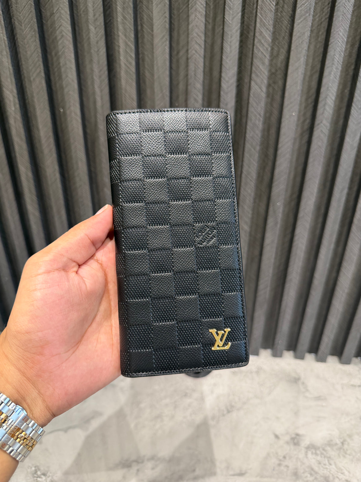 LV LONG WALLET