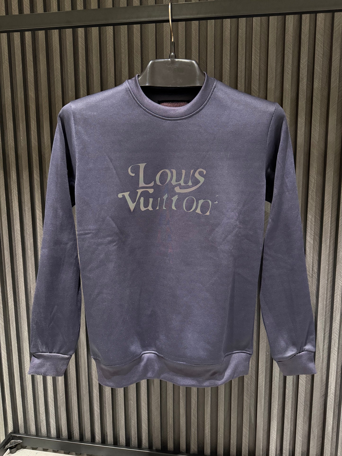 LV SWEATSHIRT