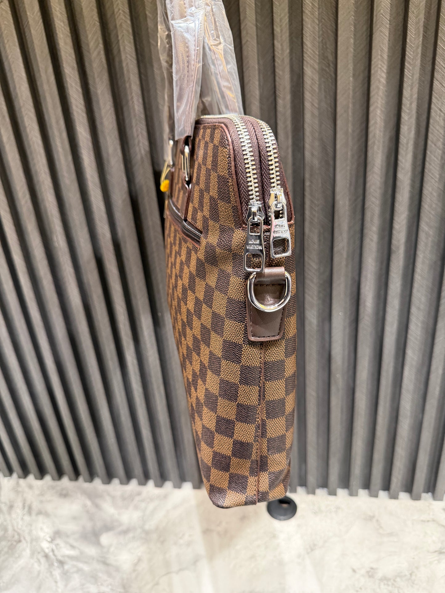 LV LAPTOP BAG