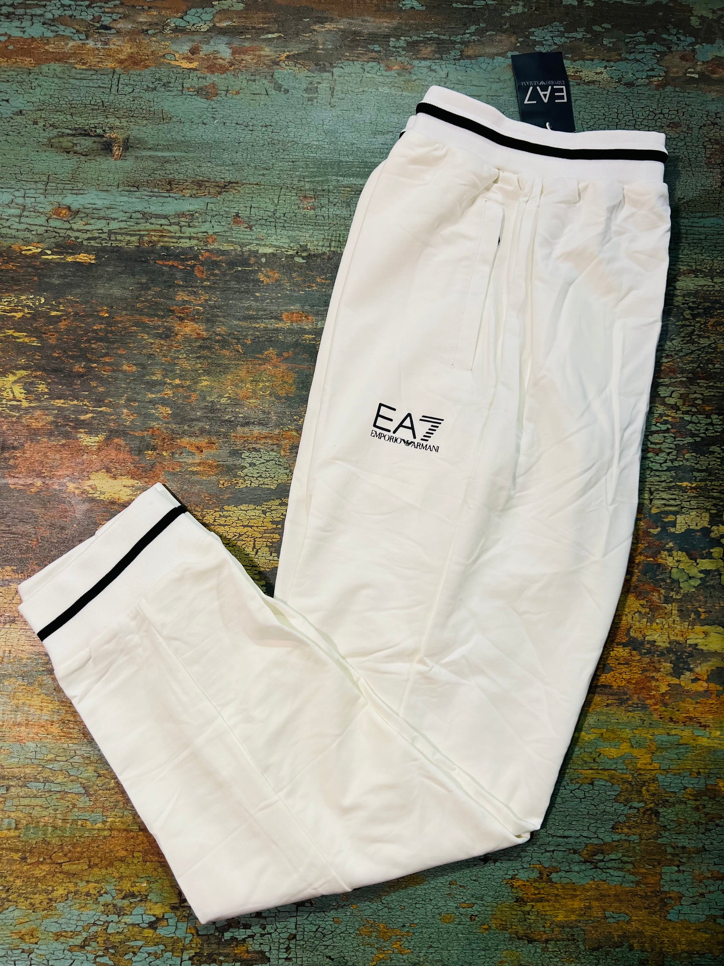 EA7 WHITE 20