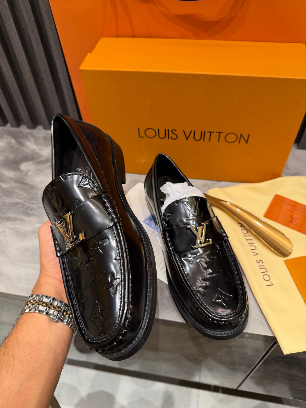 LV HIGH GRADE SHOES