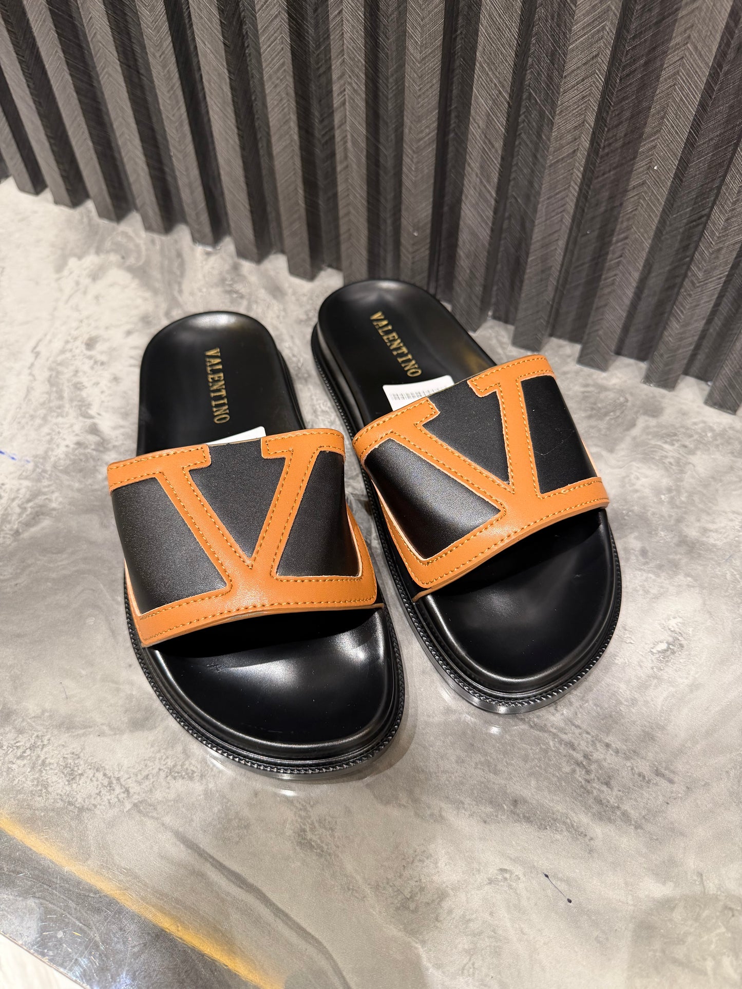 VALENTINO SLIPPER