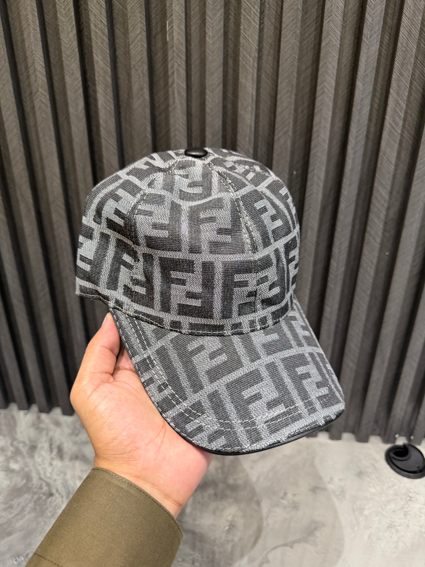 FENDI CAP HIGH GRADE