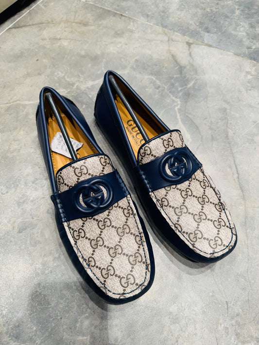 FERRAGAMO SHOES