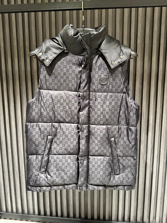 GUCCI SLEEVLESS JACKET