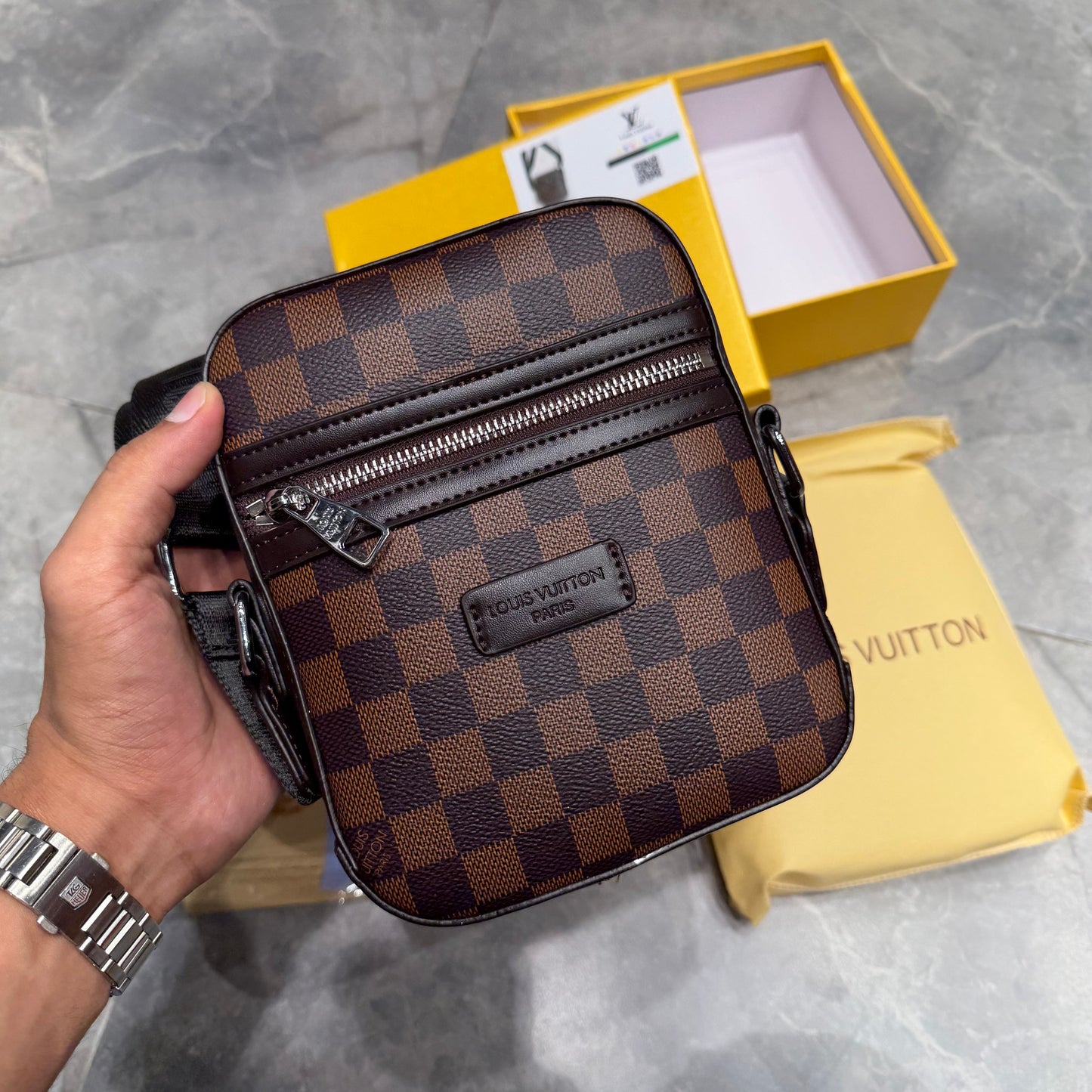 LV SIDE BAG