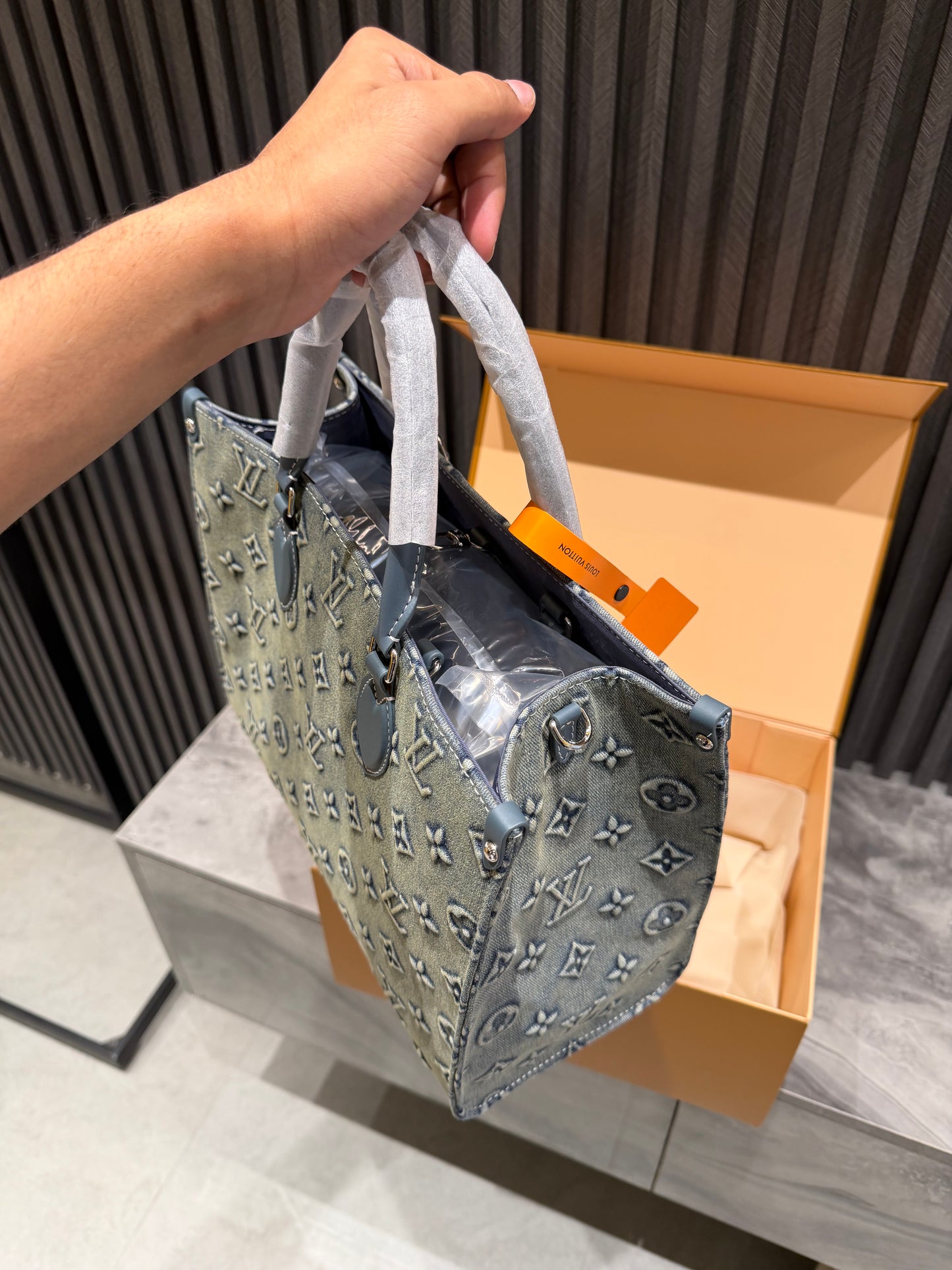 LV LADIES BAG HIGH GRADE