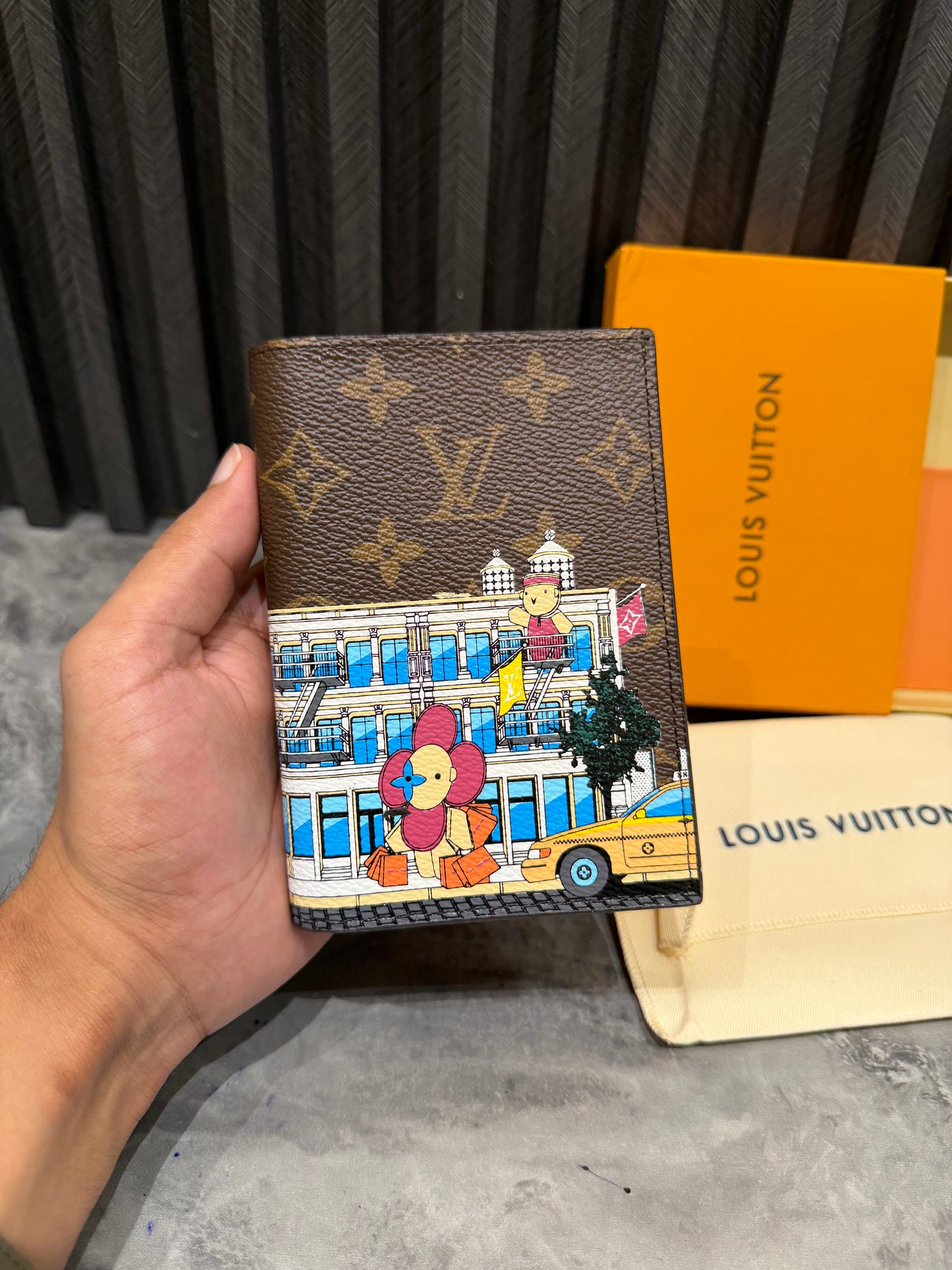 LV WALLET 1.1 GRADE