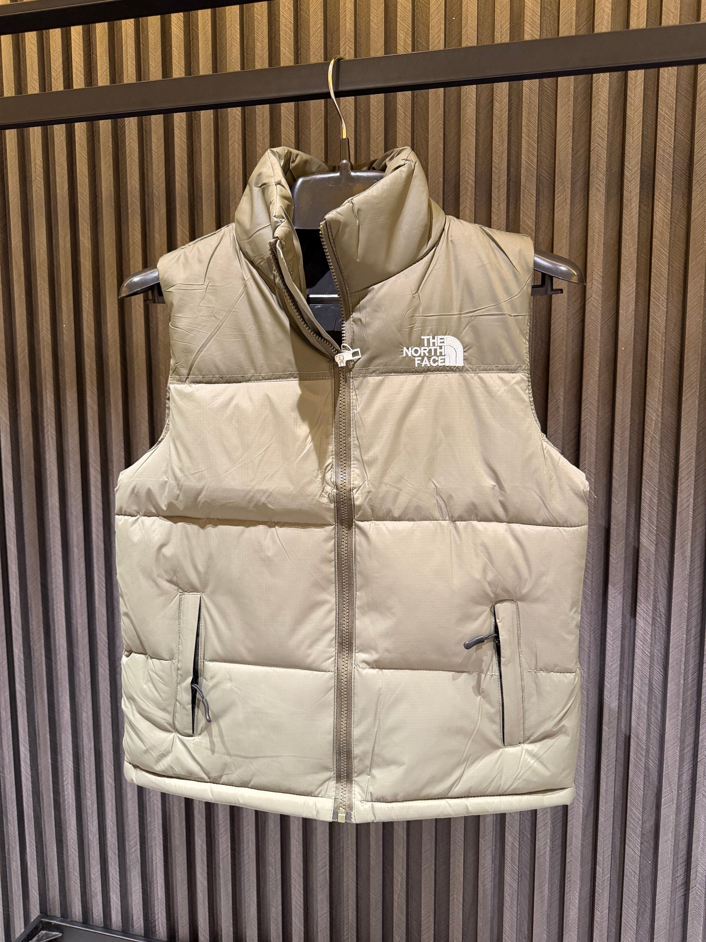 NORTHFACE SLEEVLESS