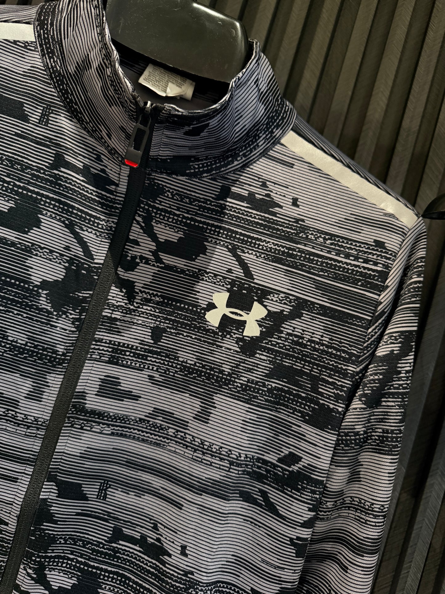 UNDER ARMOUR TRACKSUIT