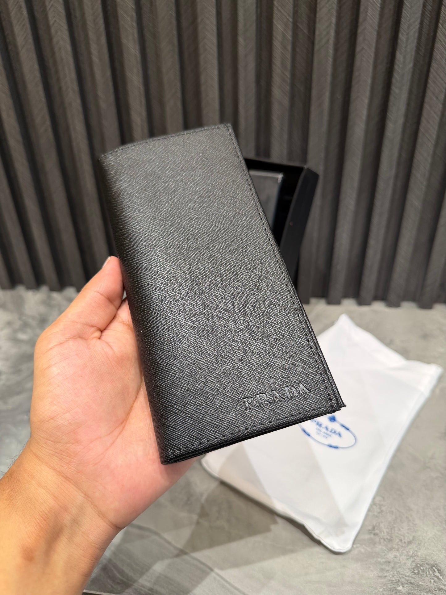 PRADA LONG WALLET 1.1 GRADE