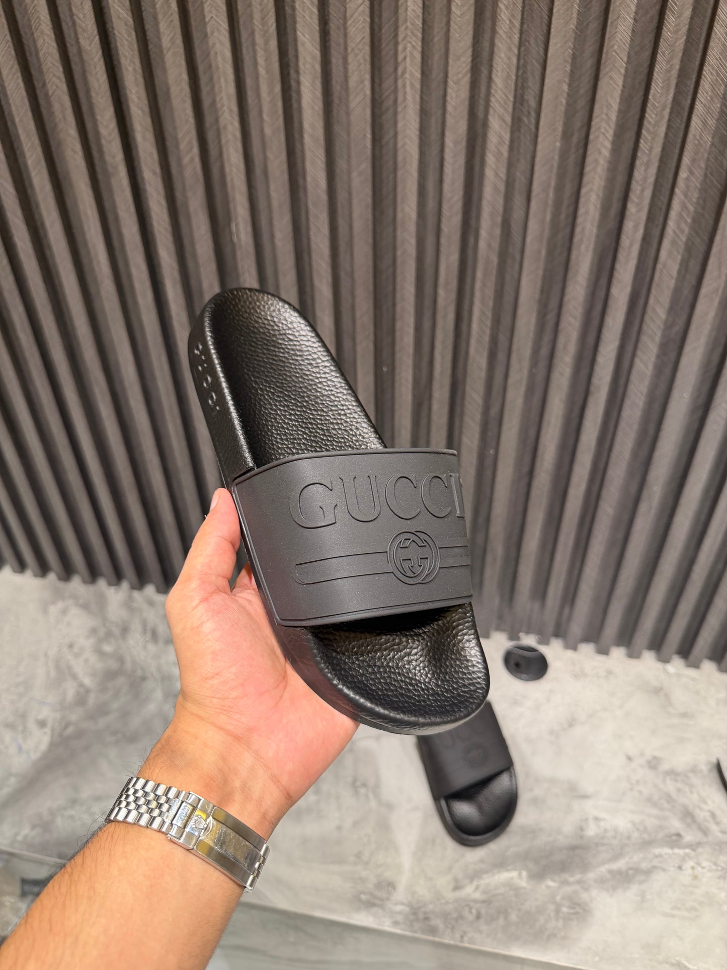 GUCCI SLIPPER