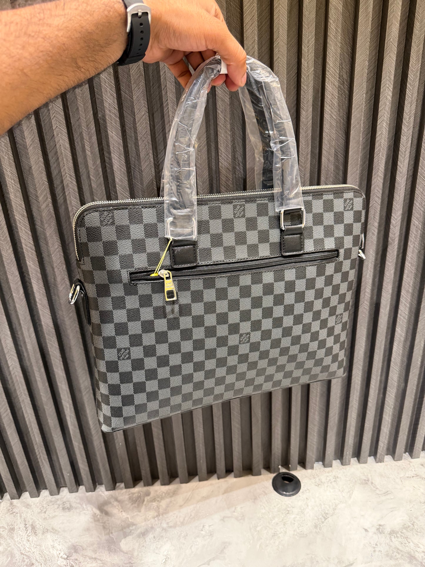 LV LAPTOP BAG