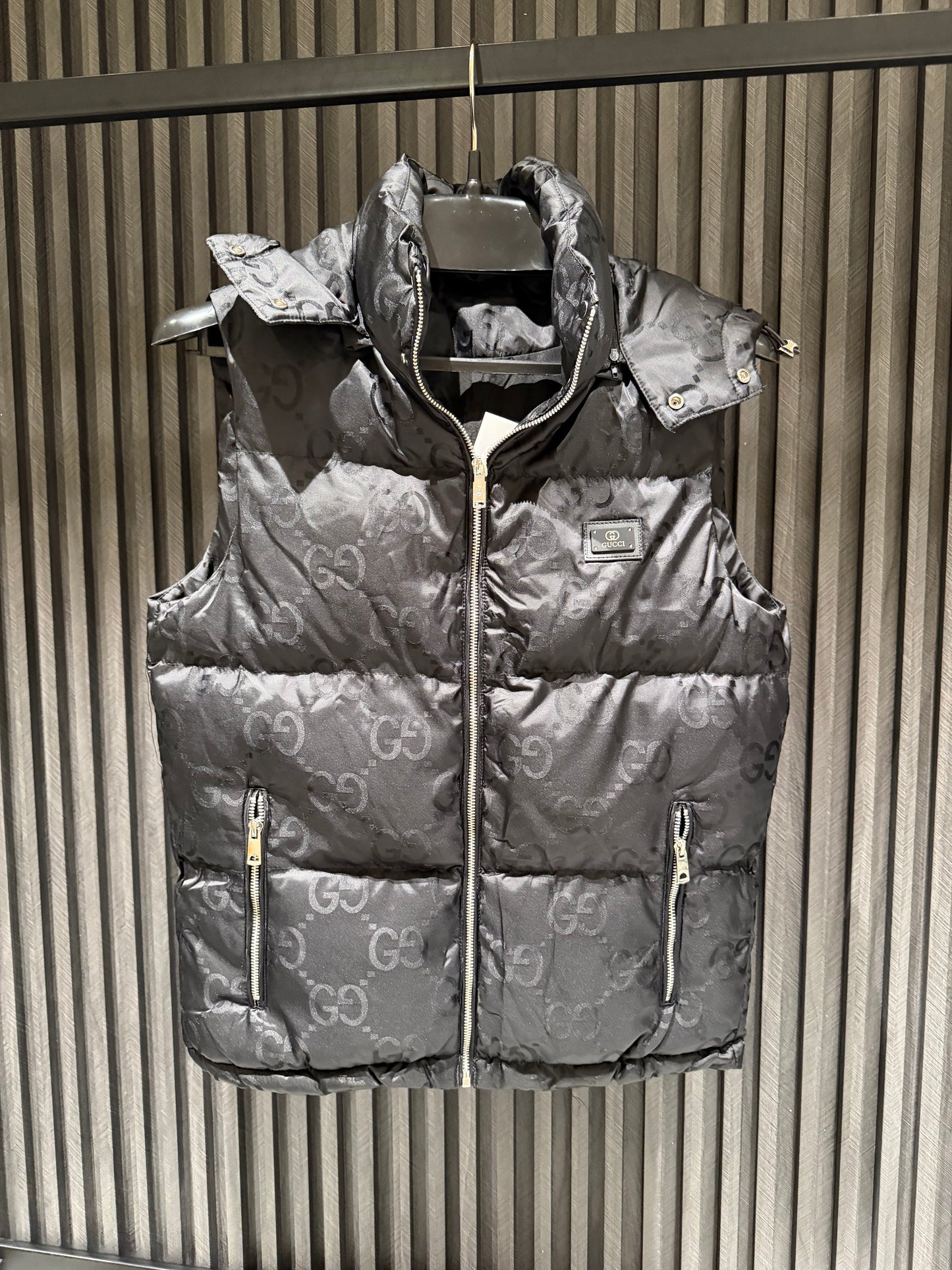 GUCCI SLEEVLESS JACKET
