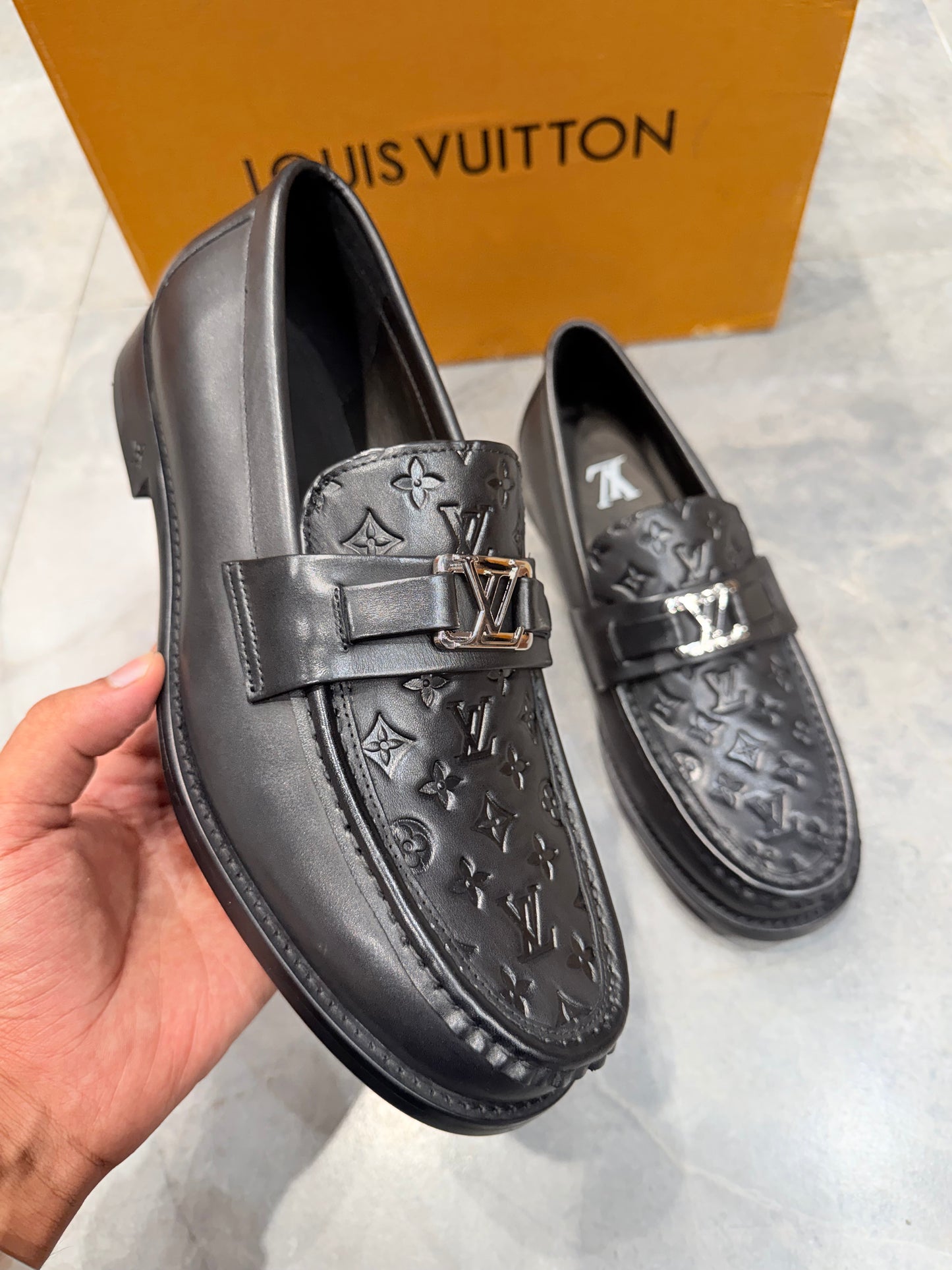 LV HIGH GRADE SHOES