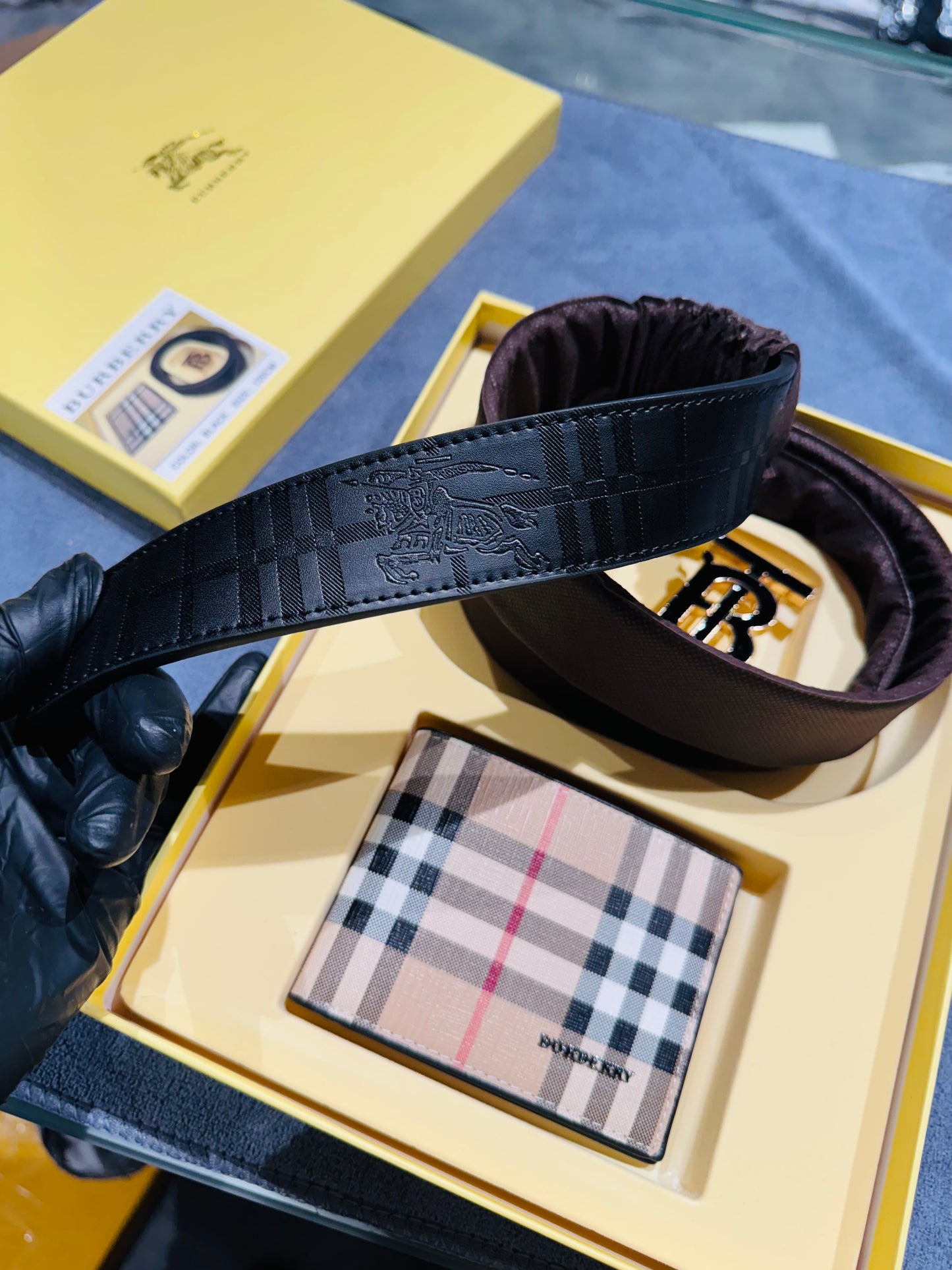 BURBERRY BELT AND WALLET